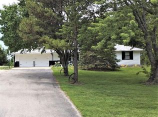 9550 Kill Creek Rd, De Soto, KS 66018