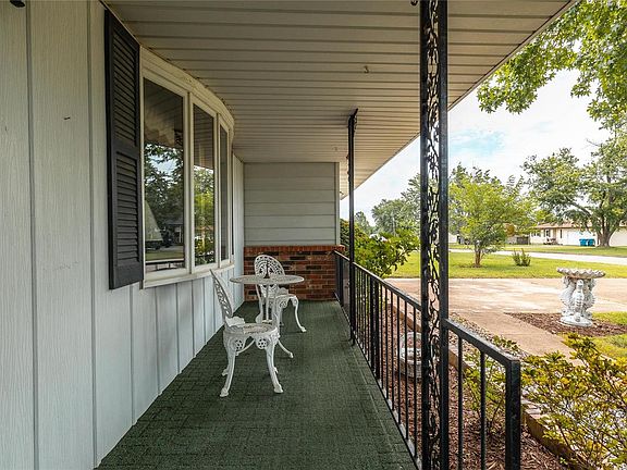 4th image of 337 Farmers Ln