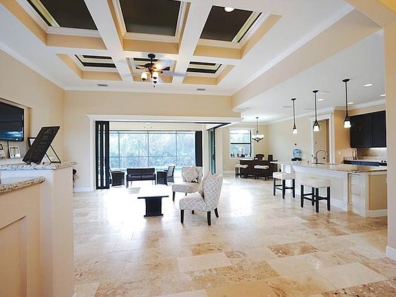 5th image of 1008 Rotonda Cir