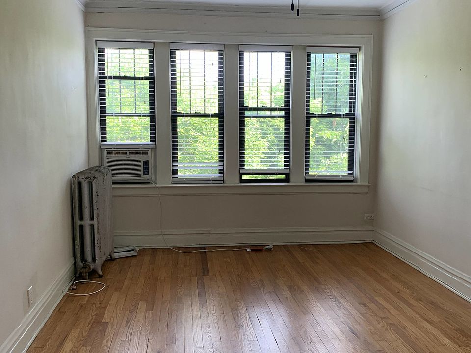 1st image of 4713 N Leavitt St #2