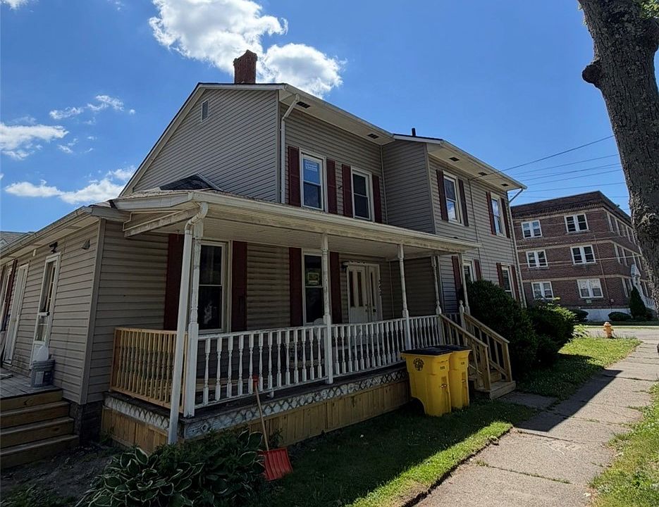 1st image of 352 Walnut St