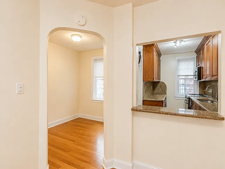 103-26 68th Ave #4B — Photo 4
