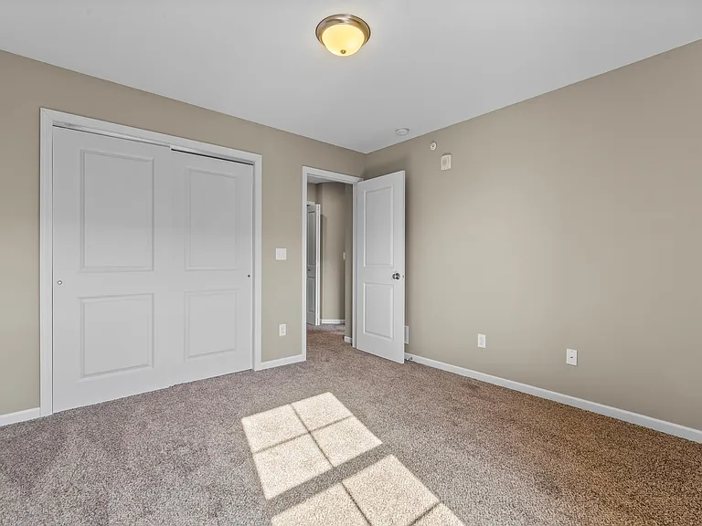 Boyson Commons — Photo 15