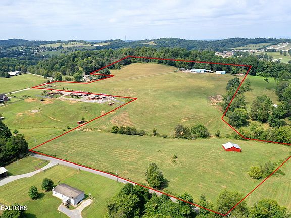 3rd image of 2522 Grey Ridge Rd