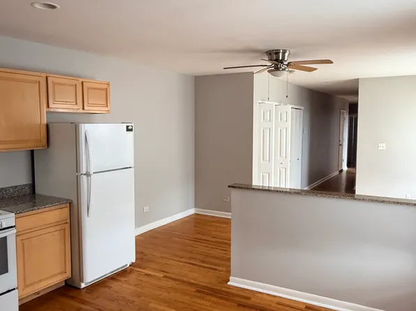 1501 E 66th Pl APT 3E, Chicago, IL 60637