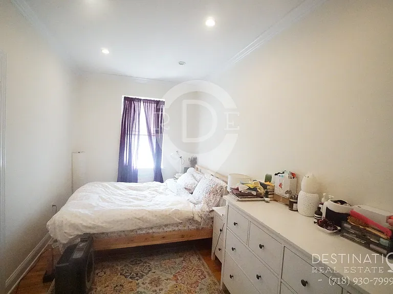 720 6th Ave #2 — Photo 9