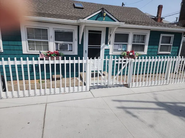 6 Bay Walk, Ocean Beach, NY 11770