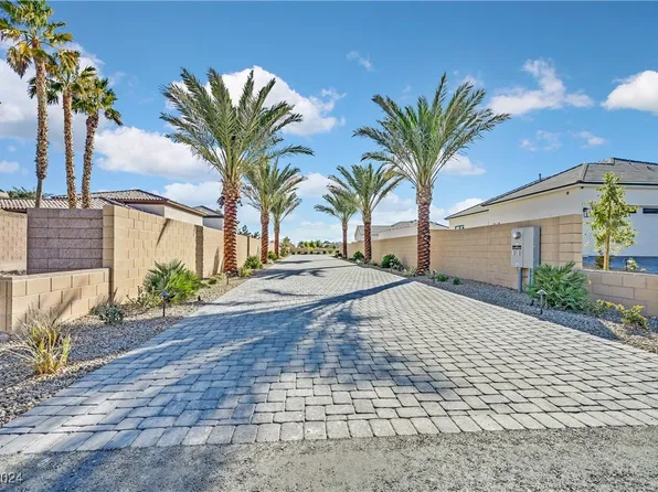 6615 Whispering Sands Dr, Las Vegas, NV 89131