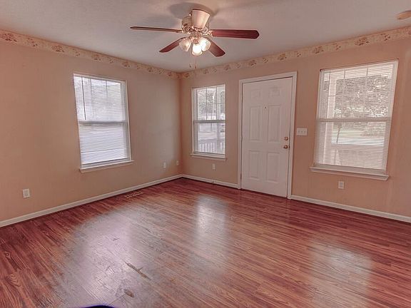5th image of 5520 Saint Elmo Ave