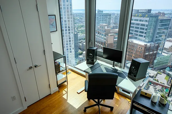 Rented by Owner | media 10