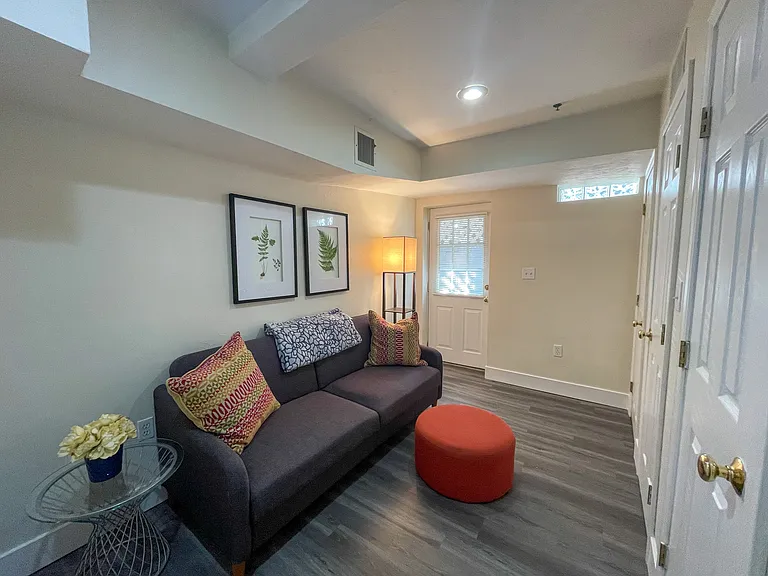 23 Jay St #CC — Photo 15