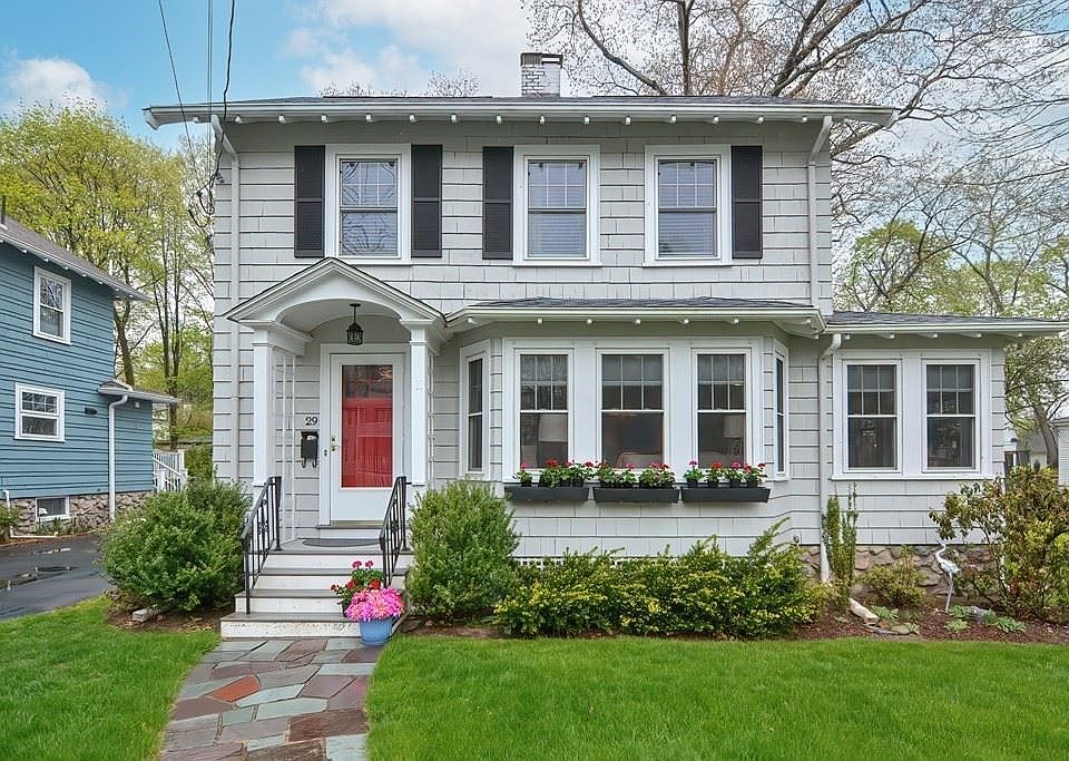 1st image of 29 Dartmouth Ave