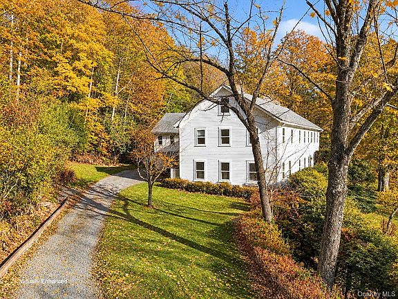 4th image of 2182 Old Road 17