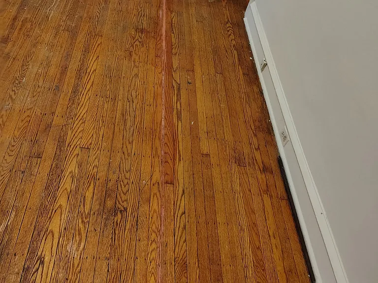N 52nd St — Photo 3