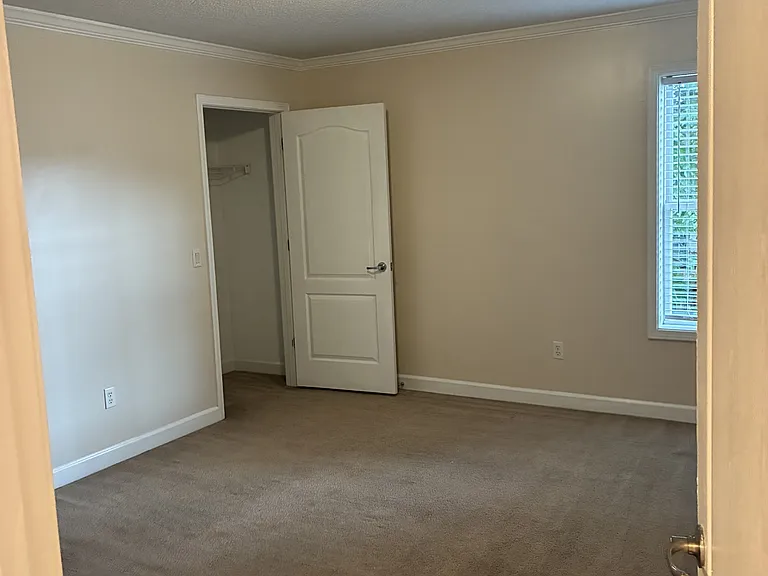 820 Deer Trail Ln — Photo 12