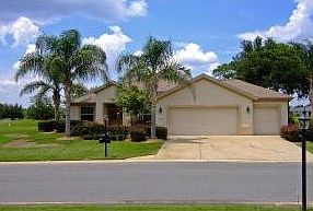 2 Car Garage w/Golf Cart