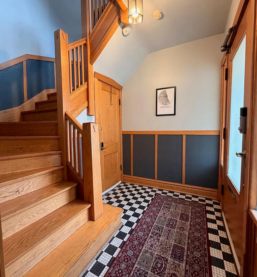 2 bed, 1000 sqft, $2,400 — Photo 1