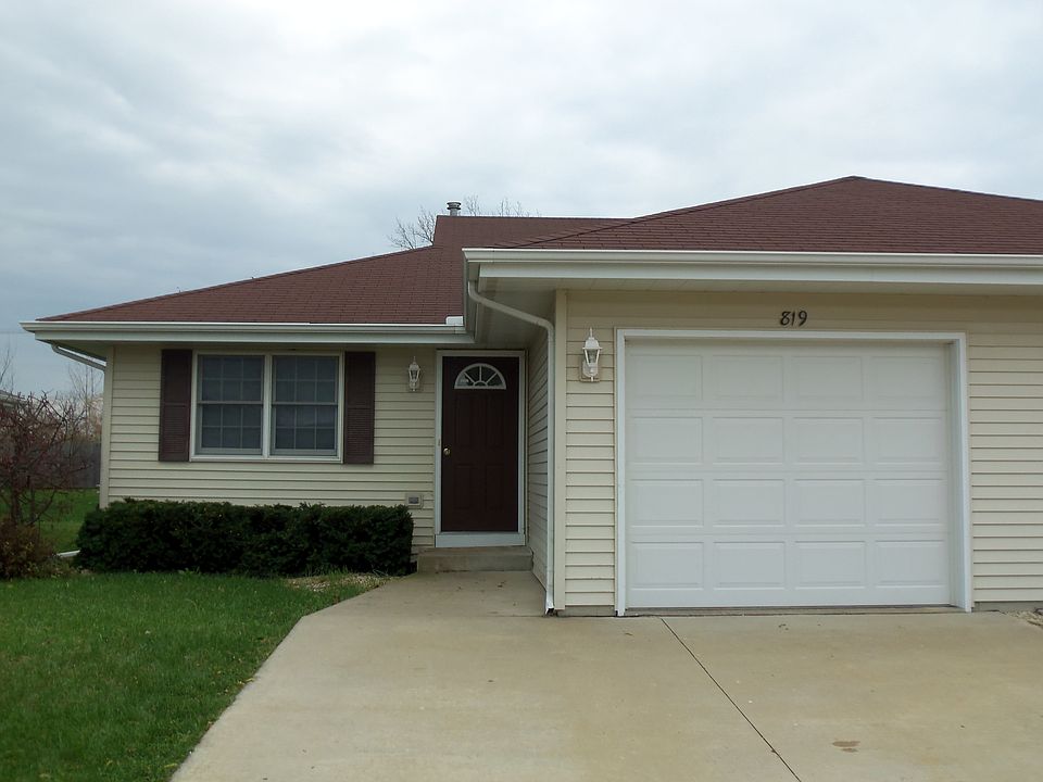 1st image of 819 Covey Ln