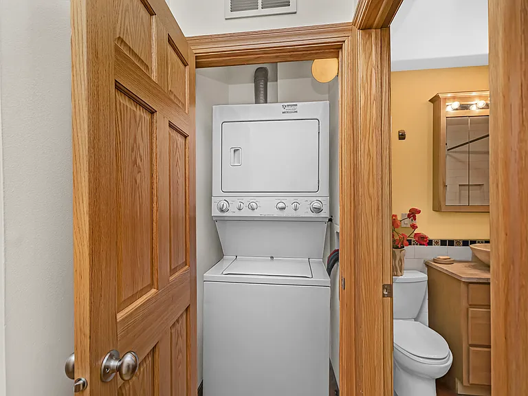 1003 N Campbell Ave #1 — Photo 9
