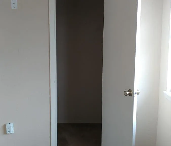 608 Tennessee St #6 — Photo 1