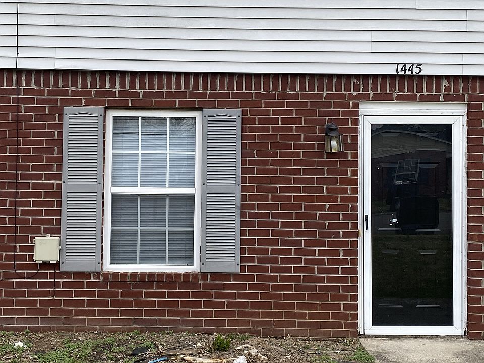 1st image of 1445 Chariot Dr