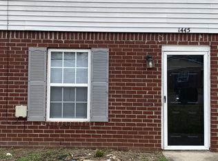 1445 Chariot Dr, Murfreesboro, TN 37130