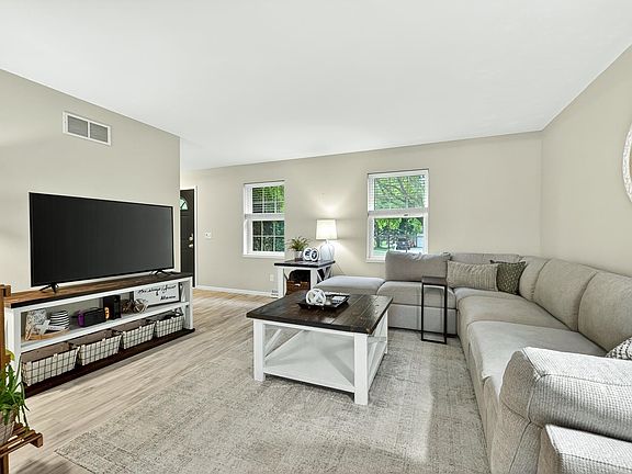 4th image of 2806 Wayland Dr