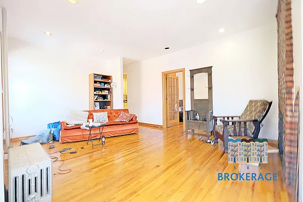 Rented by SBJ Brokerage, LLC | media 19