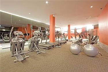 Rented by R New York