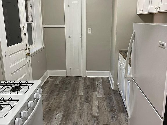 2nd image of 12065 Edgewater Dr APT 20