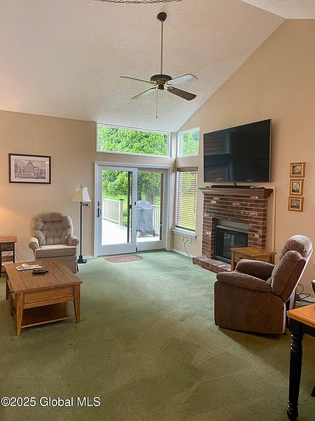 5th image of 103 Meadowbrook Drive