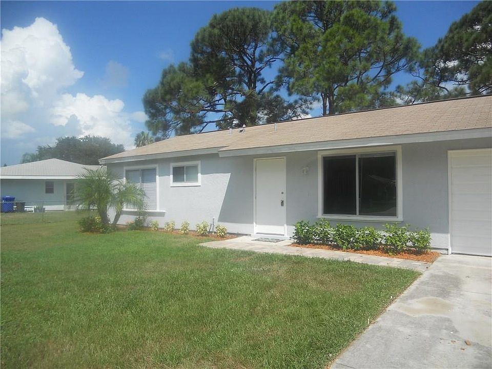 1st image of 640 24th Pl SW