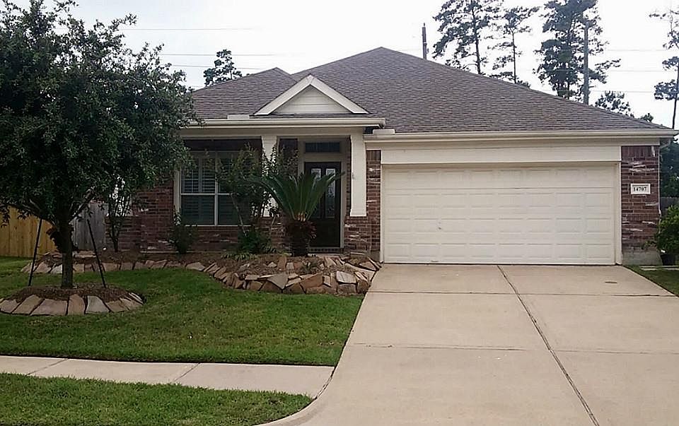1st image of 14707 Oaks Crossing Ln
