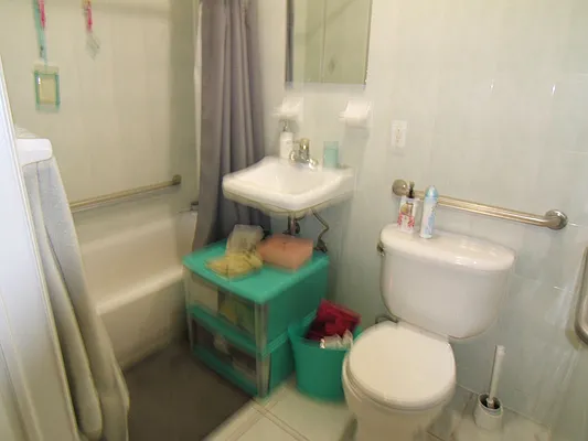 Rented by Joel Weisz, LREB | media 30