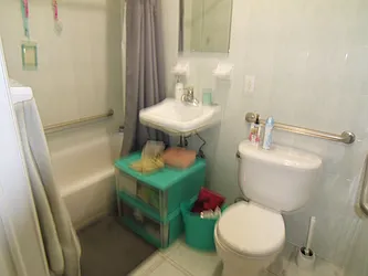 Rented by Joel Weisz, LREB