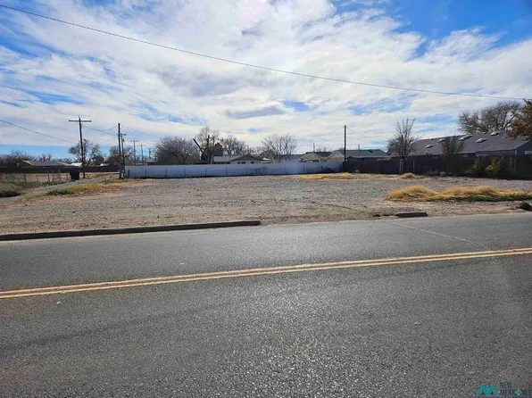 1110 W Alameda St, Roswell, NM 88203
