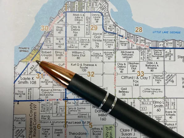 8.43 S Westshore Dr, Sault Sainte Marie, MI 49783