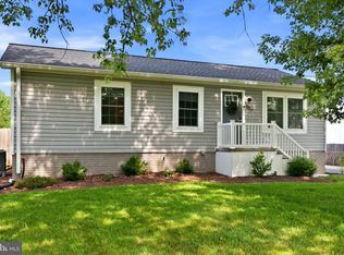 306 Fegan Rd, Bunker Hill, WV 25413
