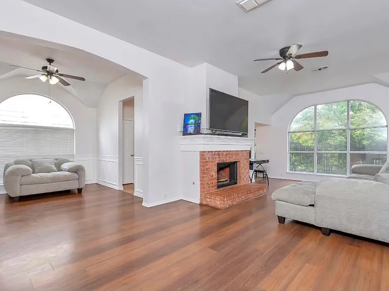 7817 Orland Park Cir — Photo 18