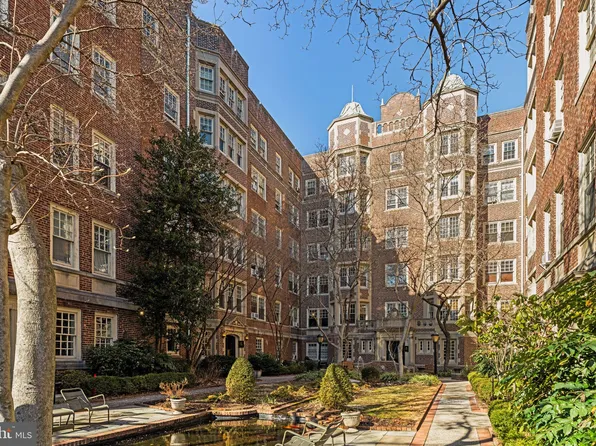 349 S 47th St APT A205, Philadelphia, PA 19143