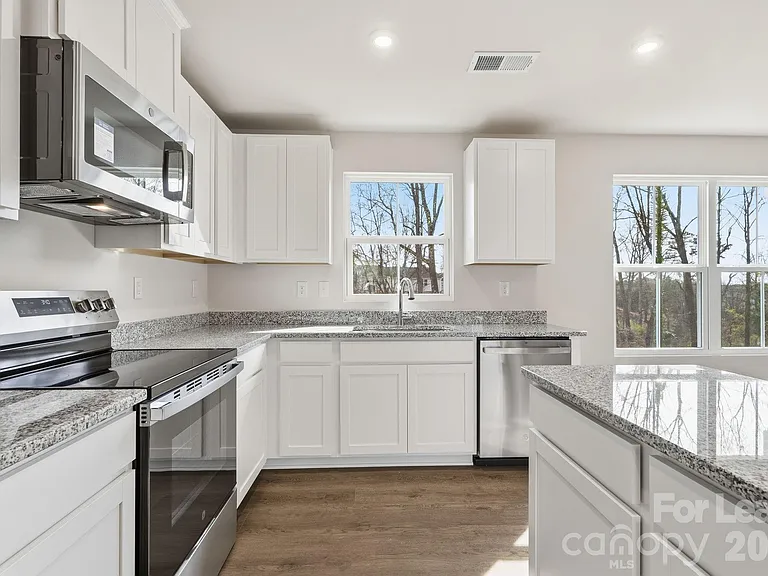 7024 Capstan Ter — Photo 18