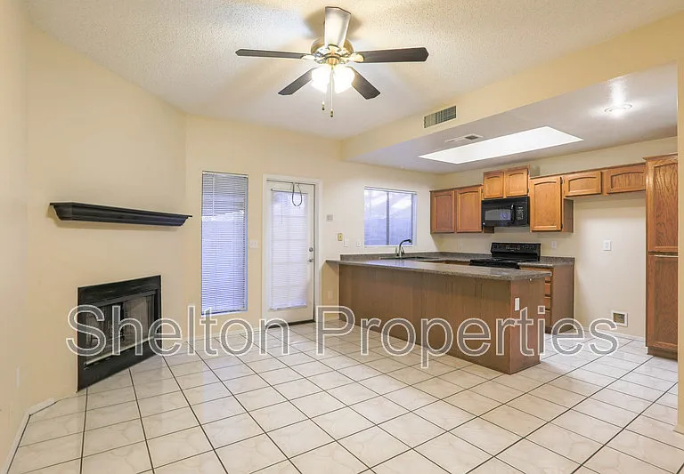170 E Guadalupe Rd #161 — Photo 11