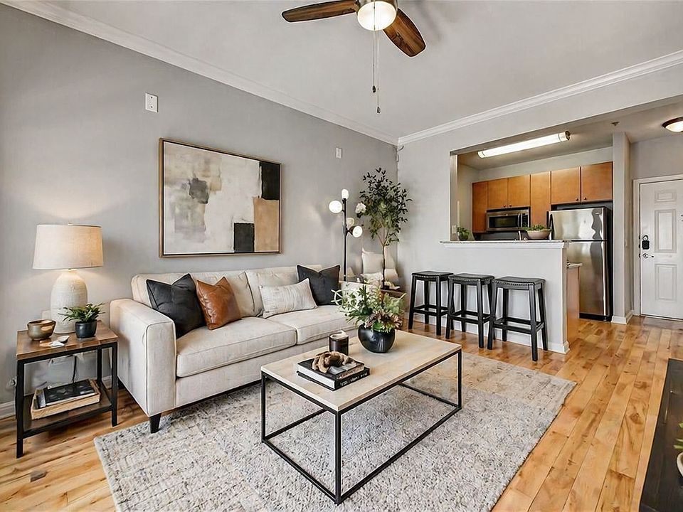 1st image of 2502 Leon St APT 407
