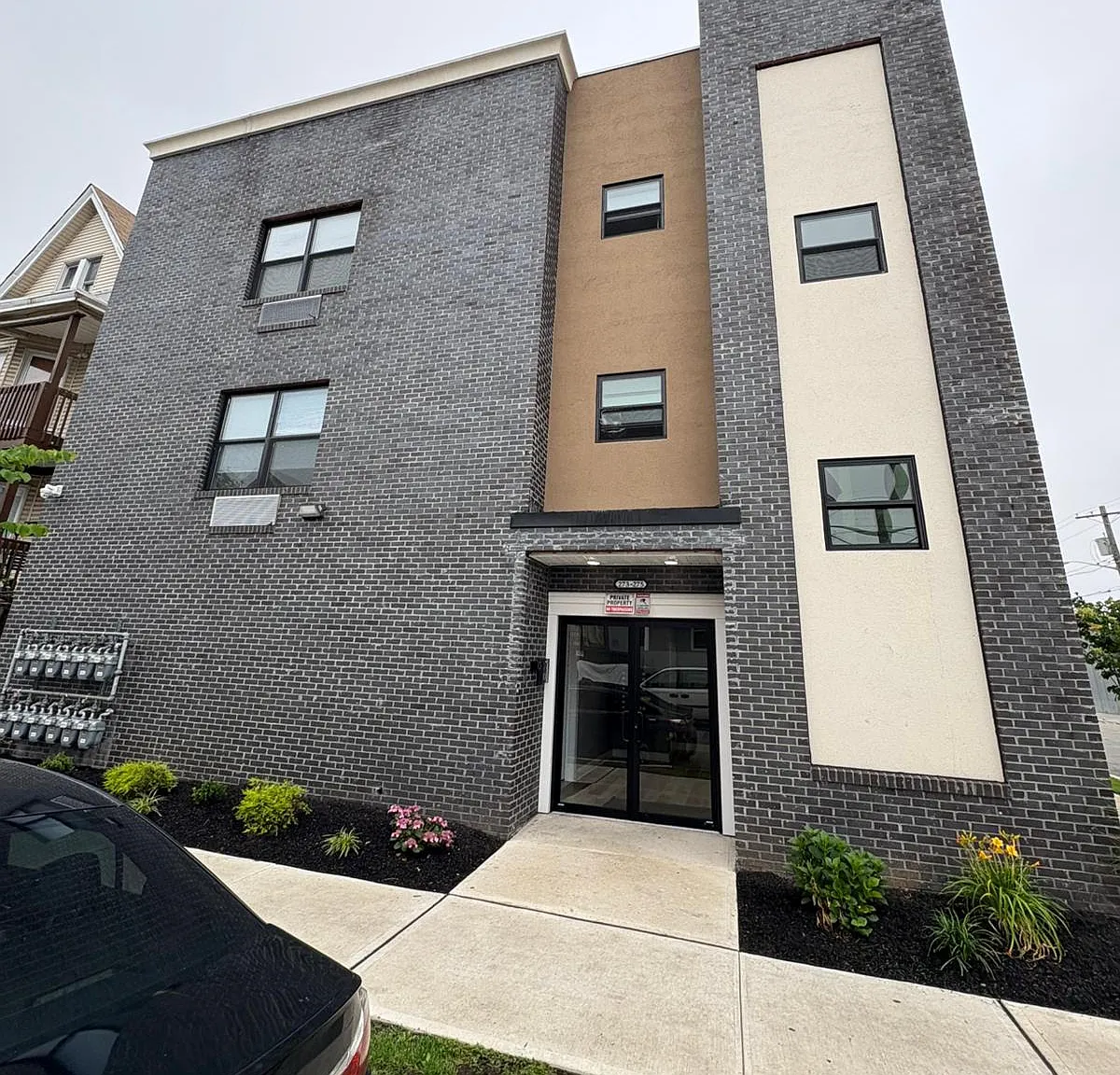 1 bed, $1,718 — Photo 1
