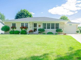 960 Kane St, Dubuque, IA 52001