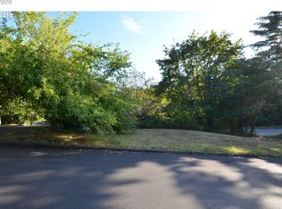 2304 SW Iowa St, Portland, OR 97239