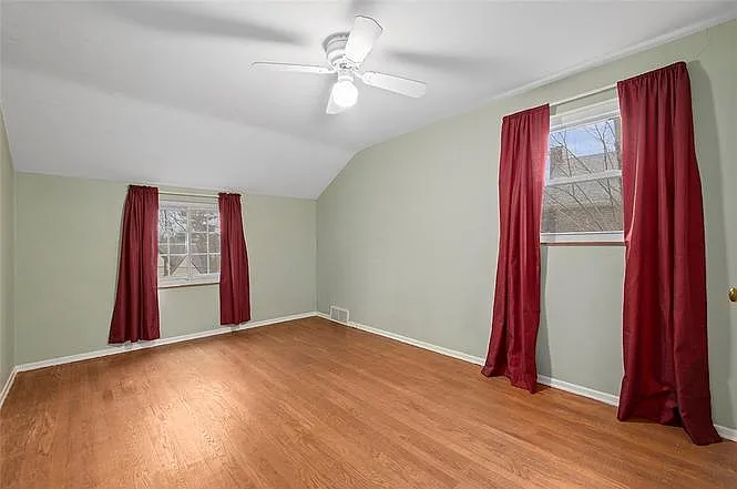231 Jonquil Pl — Photo 6