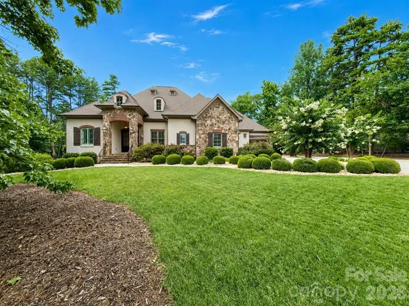 119 Alton Ct, Mooresville, NC 28117