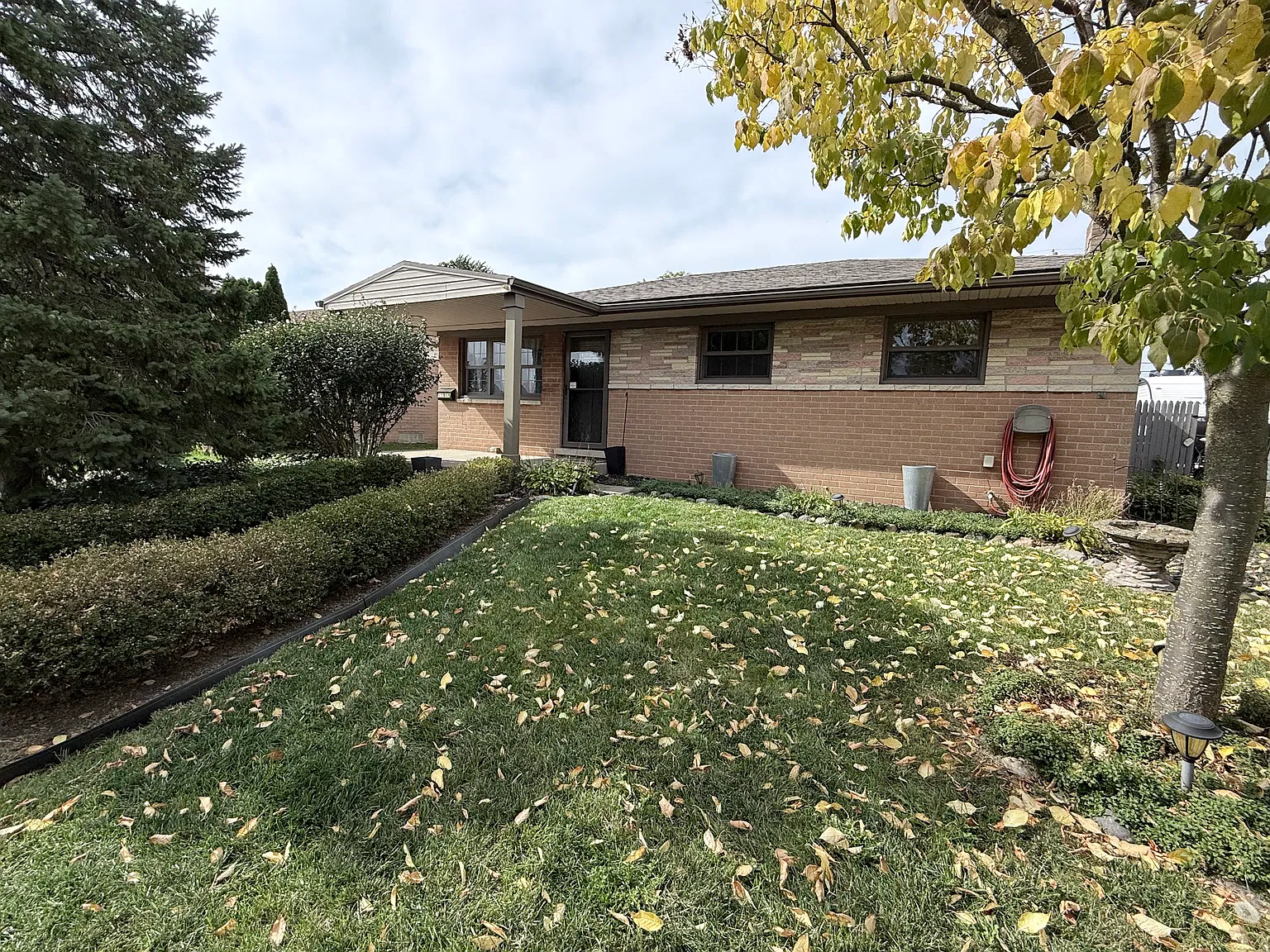 3 bed, 1800 sqft, $1,780 — Photo 1
