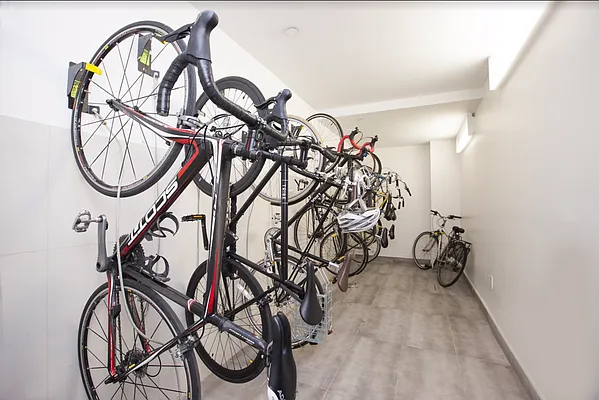 Rented by REAL New York | media 52